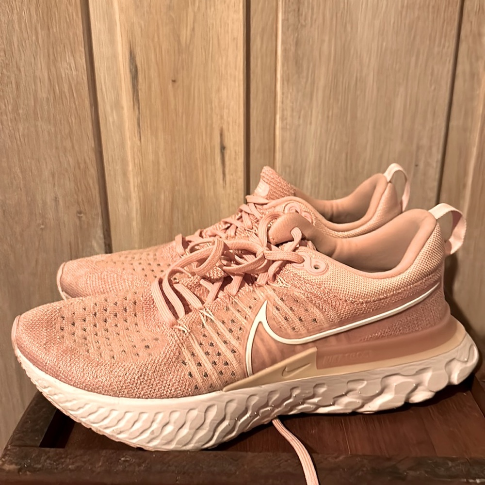 Nike infinity react